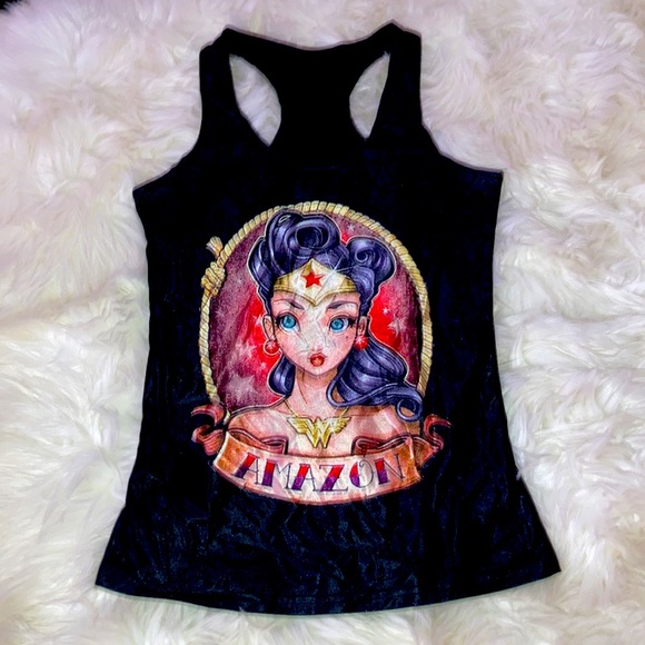 Beautiful Amazon Wonder Woman Pinup Retro Racerback Tank Top S/M - Picture 1 of 8